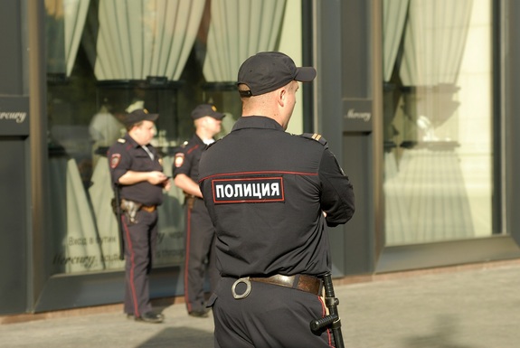 Полицейские изъяли две тонны черной икры в Иркутской области