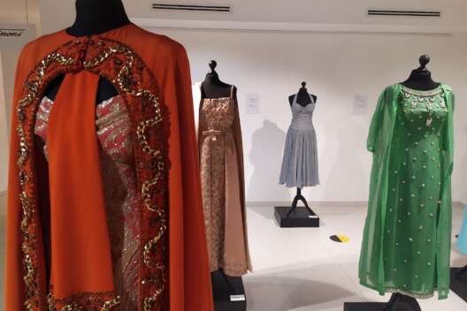 
            30 культовых платьев звезд Голливуда в Киеве: от Одри Хепберн до Лиз Тейлор        